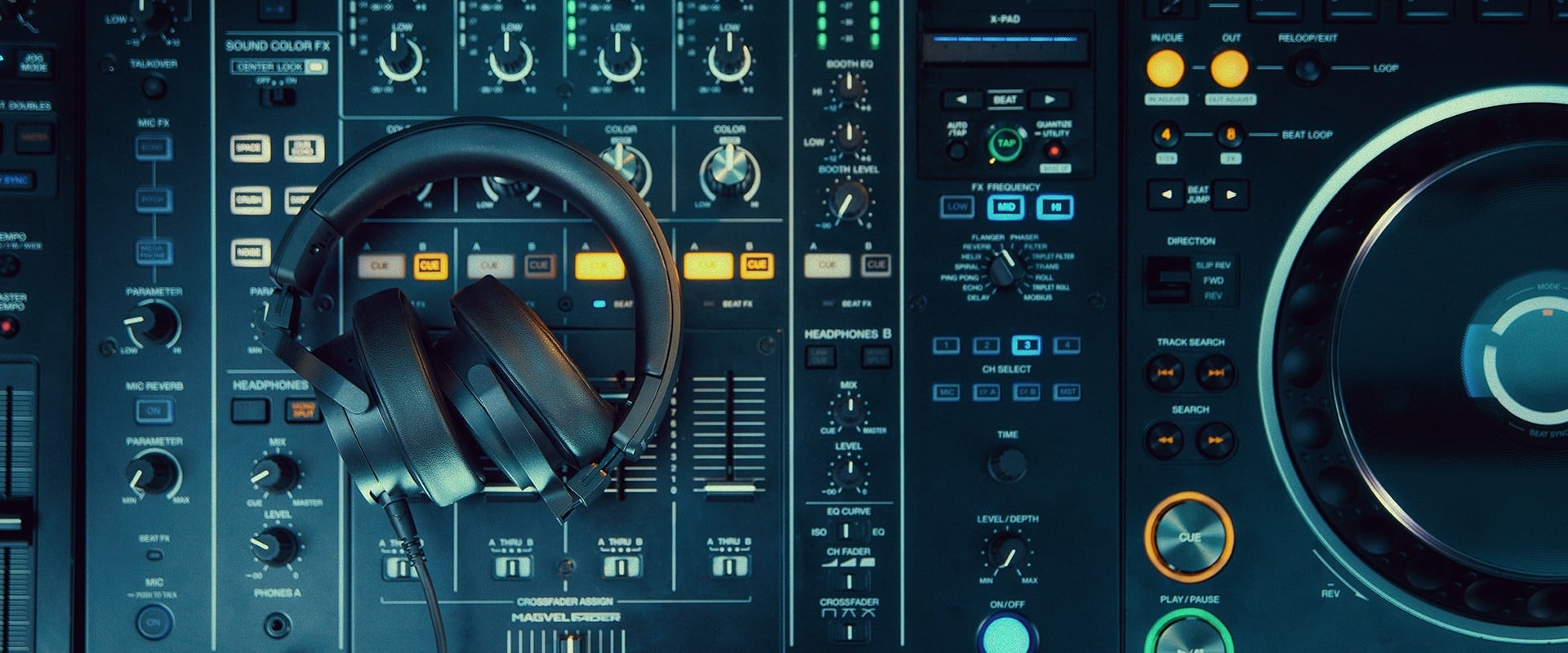 Beyerdynamic Ra Mắt Tai Nghe Beyerdynamic DJ 300 PRO X & Beyerdynamic DJ 300 PRO X CLUB – Linh Hoạt 2-in-1, Chuẩn DJ Chuyên Nghiệp