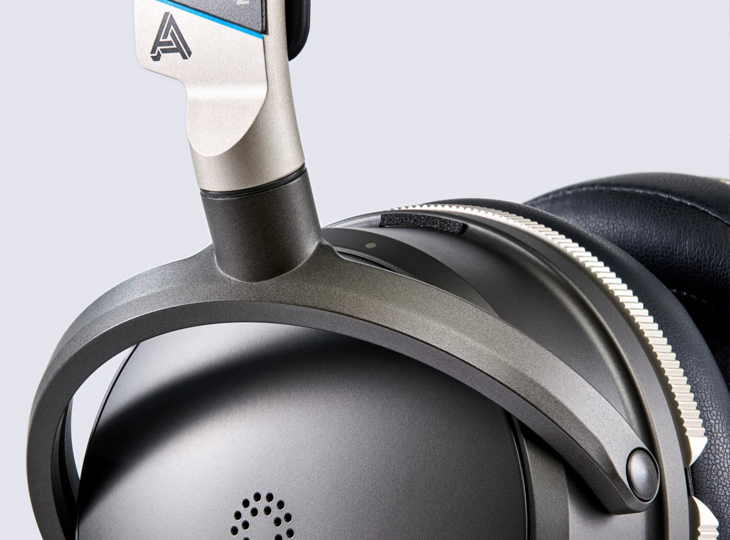 Đánh Giá Audeze Maxwell 2 ANC – Tai Nghe Wireless Gaming Planar Magnetic Nay Đã Có Chống Ồn Chủ Động