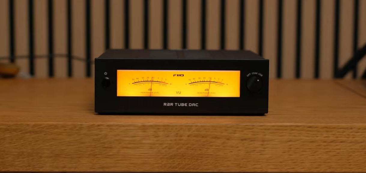 Đánh Giá Chi Tiết Chất Âm và Hiệu Suất FiiO WARMER R2R