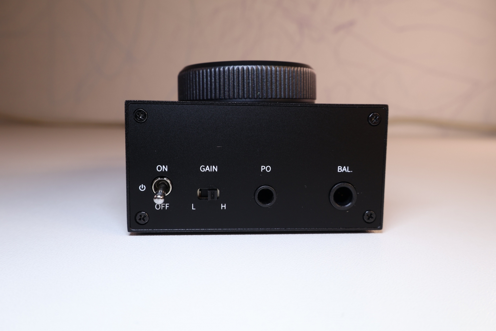 Đánh Giá Chi Tiết FiiO GIGAS 1 – Desktop Headphone Amplifier Nhỏ Gọn Với Hiệu Năng Vượt Mong Đợi