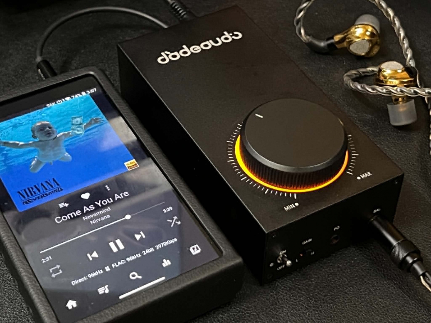 Đánh Giá Chi Tiết FiiO GIGAS 1 – Desktop Headphone Amplifier Nhỏ Gọn Với Hiệu Năng Vượt Mong Đợi