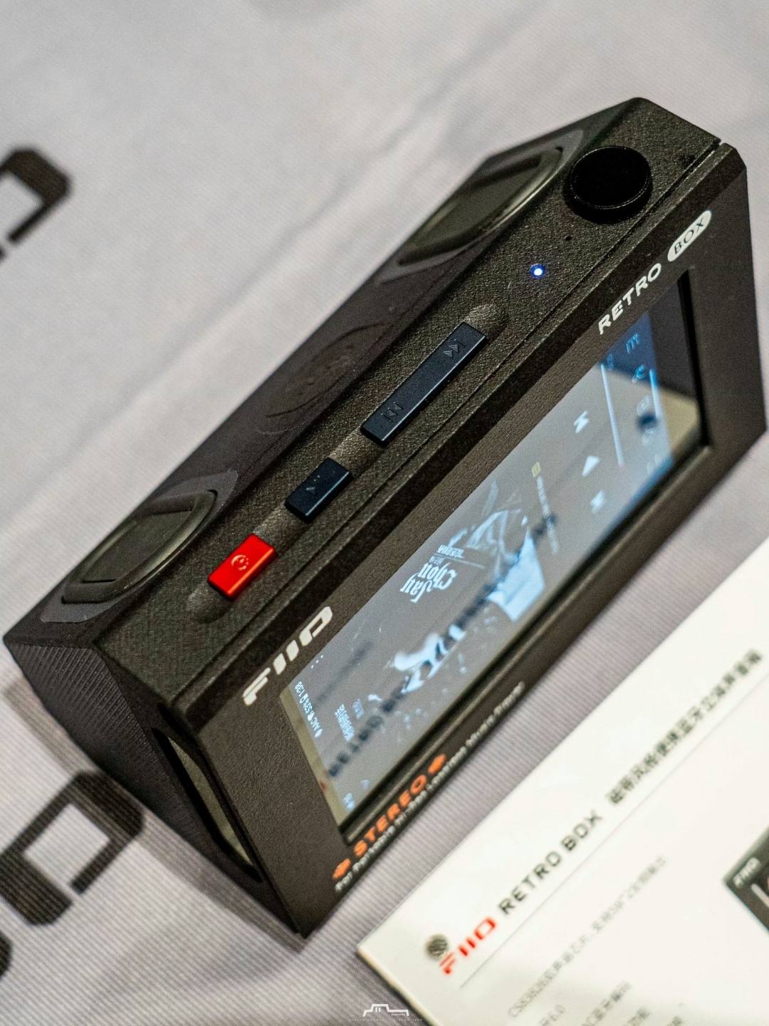 Đánh Giá Chi Tiết FiiO Retro Box – Loa Bluetooth Retro Độc Đáo Kết Hợp Dock DAP Đầy Sáng Tạo Giới thiệu