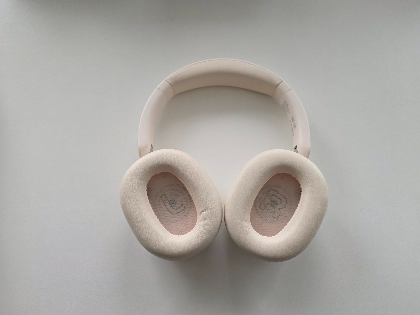 Đánh Giá Chi Tiết Tai Nghe FiiO EH13 – Tai Nghe Bluetooth Chống Ồn Đáng Mua Trong Tầm Giá