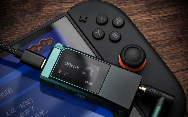 Đánh Giá FiiO QX11 – Portable DAC/AMP Gaming Dual ESS ES9069Q