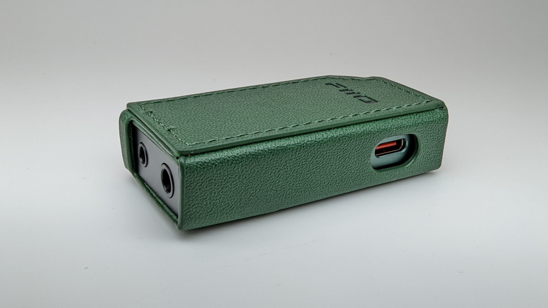 Đánh Giá FiiO QX11 – Portable DAC/AMP Gaming Dual ESS ES9069Q
