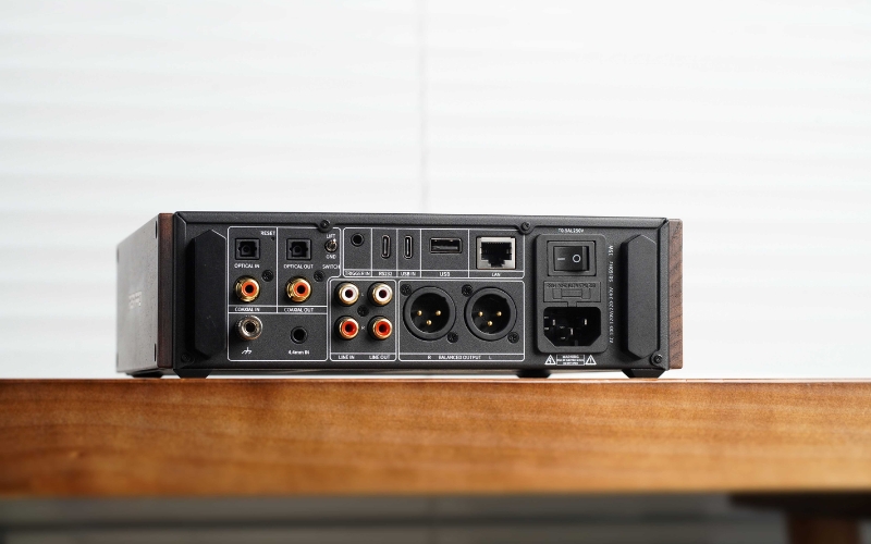 FiiO K17 R2R: Lộ Thông Số “Khủng” Tại Triển Lãm Âm Thanh