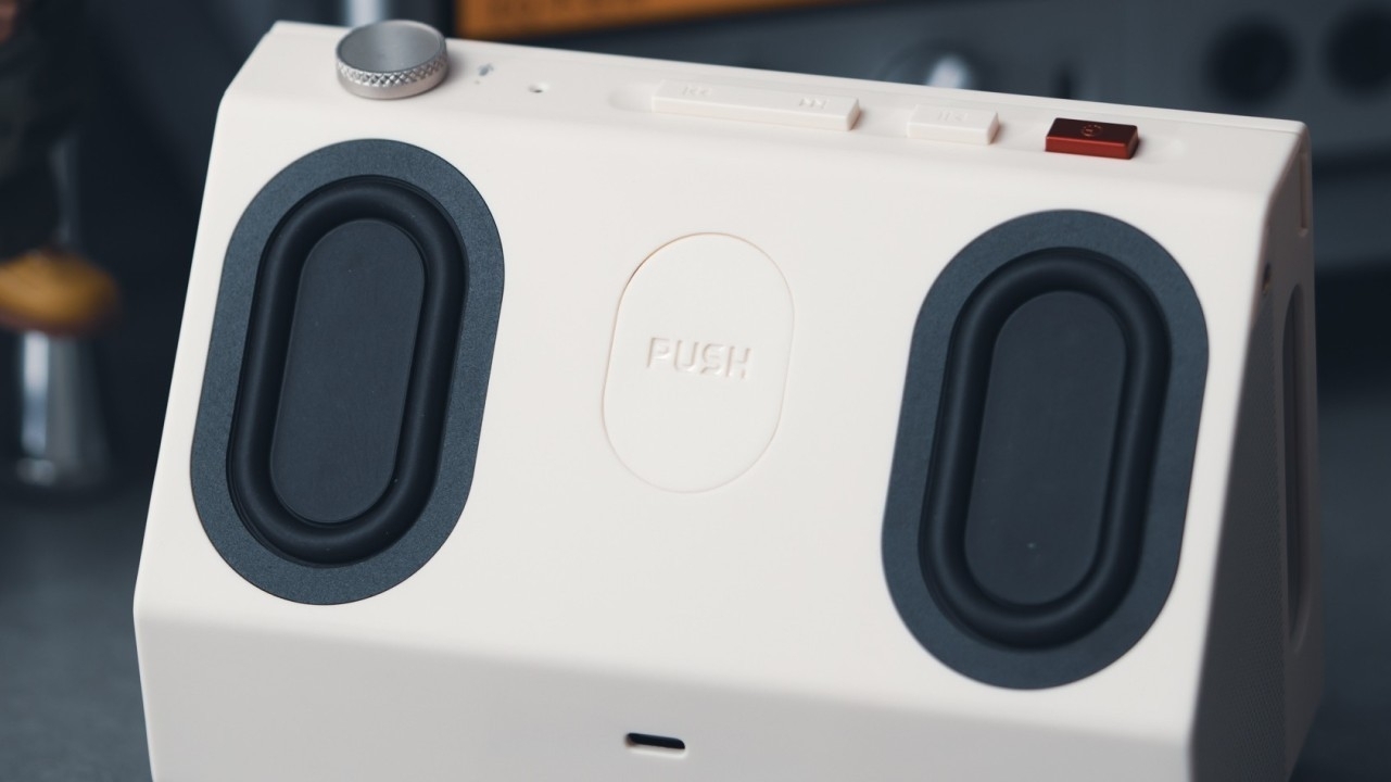 FiiO Retro Box Đã Sẵn Hàng Tại Fitgearshop - Loa Bluetooth Retro Hi-Fi Dành Riêng Cho Máy Nghe Nhạc FiiO