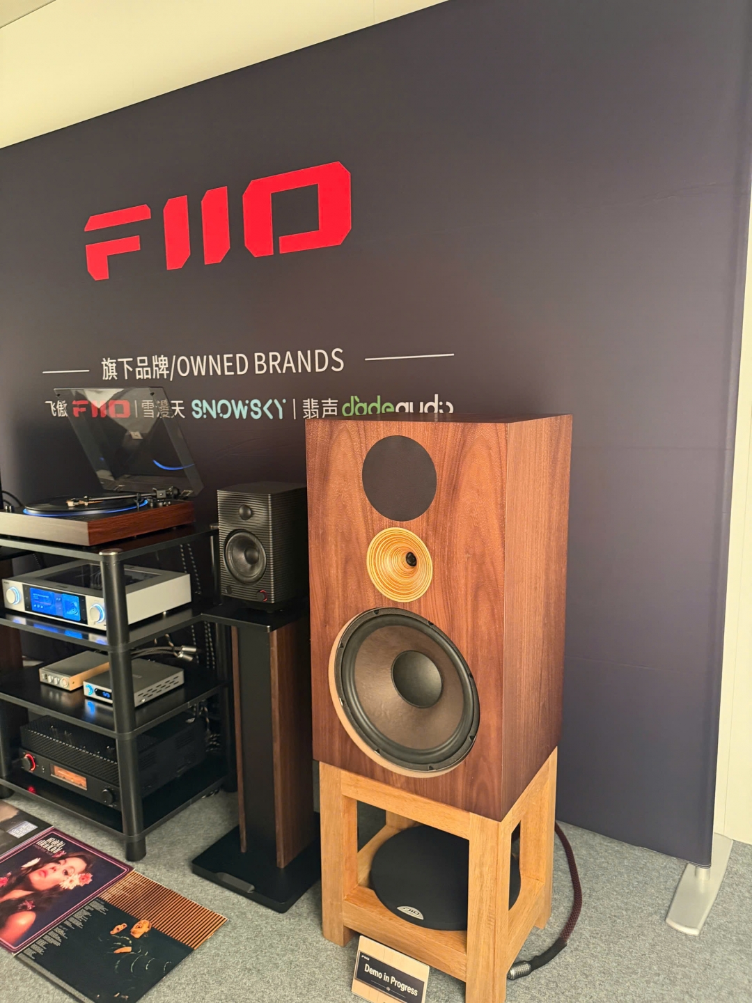 FiiO SV13 Xuất Hiện Tại High End Vienna 2026 – Mẫu Loa HiFi Thụ Động Đầu Tiên Của FiiO Gây Chú Ý