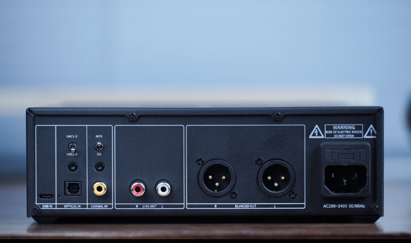 Khám Phá Bên Trong FiiO WARMER R2R – Vì Sao Một Thiết Bị Nhỏ Lại Cho Ra Chất Âm Hay Đến Vậy?