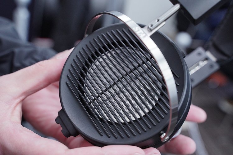 STAX SR-X1