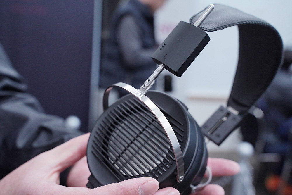 STAX SR-X1