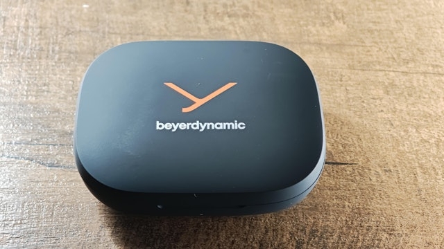 Tai Nghe Thể Thao Open-Ear Beyerdynamic Amiron 200 Đã Sẵn Hàng Tại Fitgearshop