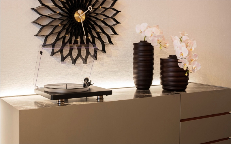 Clearaudio Ra Mắt Mâm Đĩa Than Compass: Định Nghĩa Lại Trải Nghiệm Hi-End Trong Thiết Kế Tối Giản