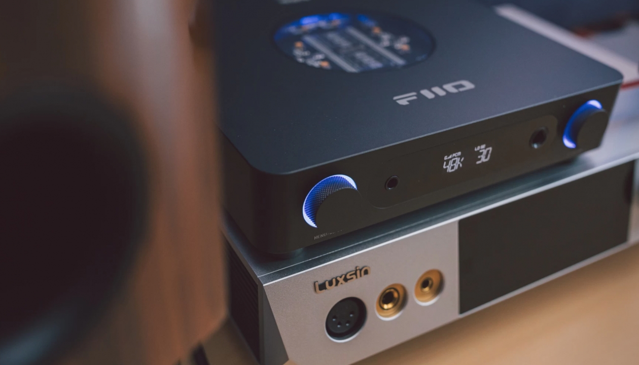Đánh Giá Chi Tiết FiiO K13 R2R: DAC/AMP R2R Mạnh Mẽ, Chất Âm Organic Cho Audiophile Việt
