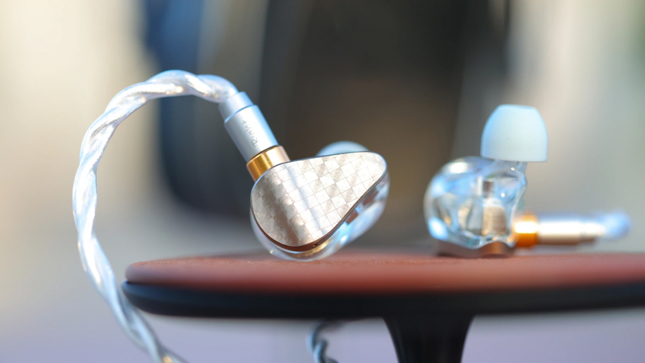 Đánh Giá Chi Tiết Tai Nghe In Ear ddHiFi E14D Surface – Siêu Phẩm Collaboration ddHiFi x Moondrop