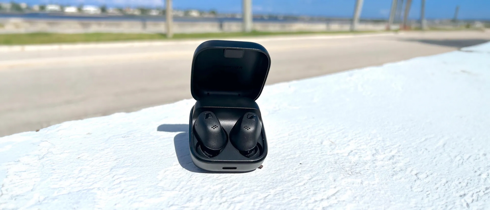 Đánh Giá Tai Nghe Sennheiser Accentum True Wireless: Sự Lựa Chọn Hoàn Hảo Trong Phân Khúc Tầm Trung