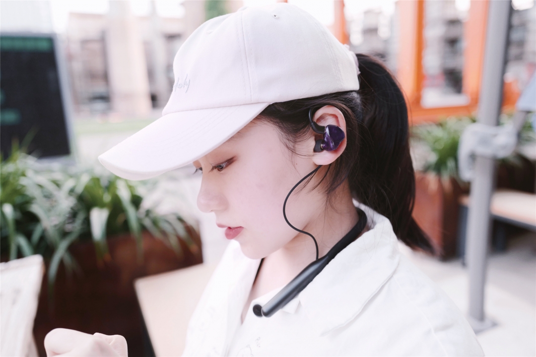 Fiio cập nhật firmware mới cho Fiio LC-BT2: Chức năng mới để đổi tên thiết bị Bluetooth đã được thêm vào