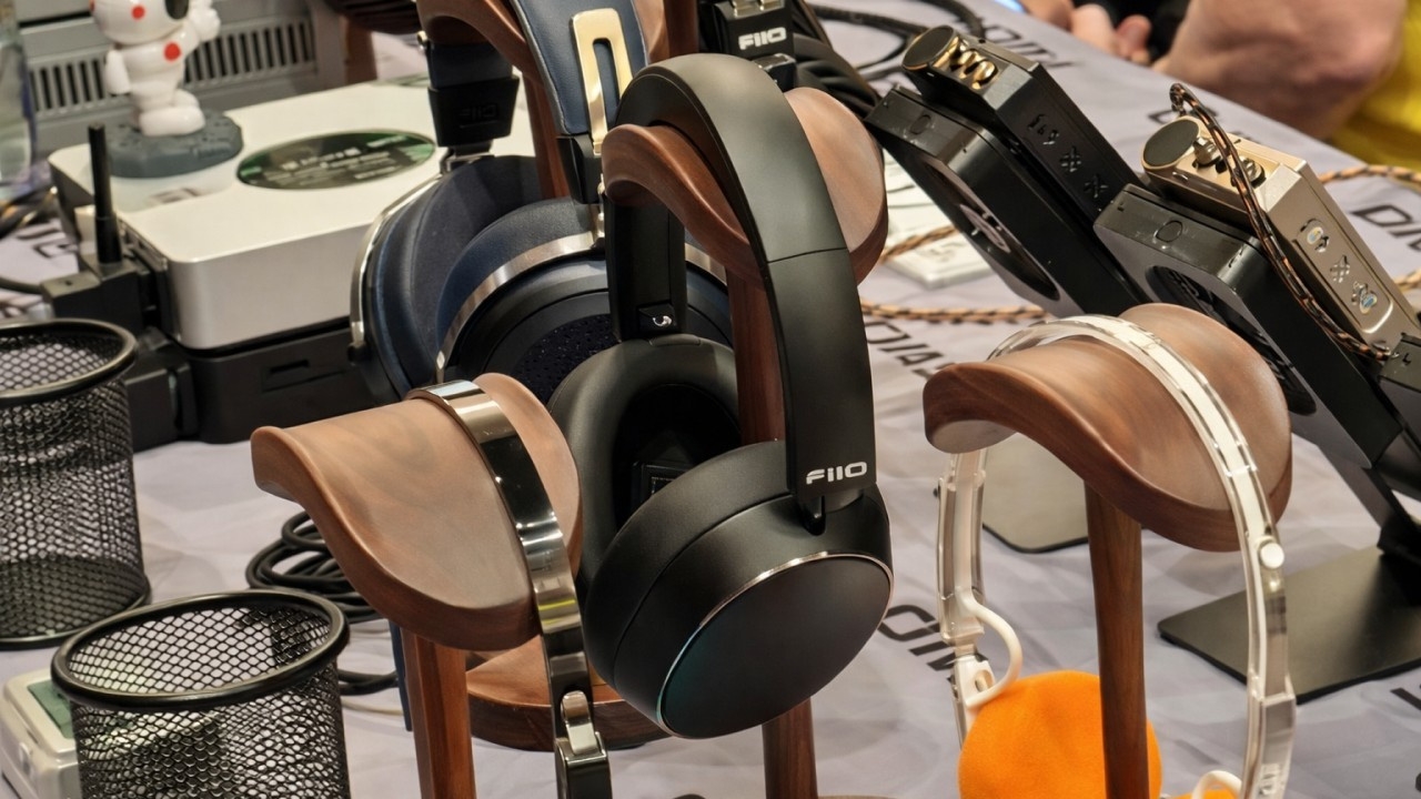 FiiO Công Bố Kế Hoạch Sản Phẩm 2026: M25, R2R, Retro Hi-Fi, Headphone & Desktop Audio