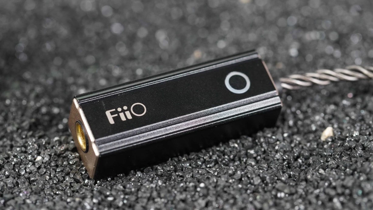 Fiio ra mắt DAC/Amp portable mới FiiO KA2