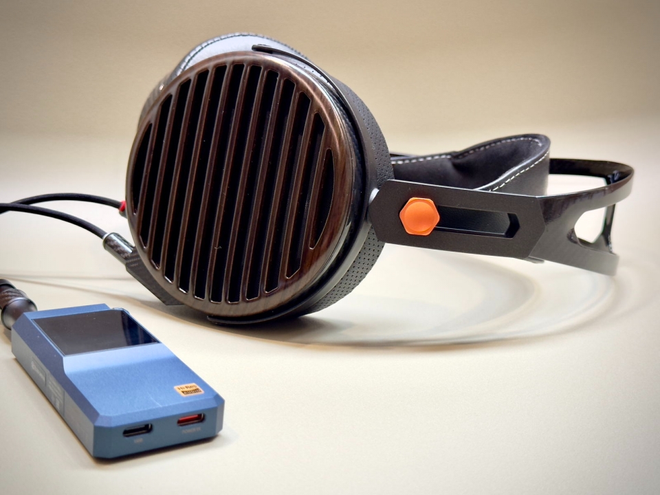 Khám Phá Tai Nghe Planar Magnetic Thiết Kế Open-Back FiiO FT7 – Đỉnh Cao Công Nghệ và Âm Thanh Hoàn Hảo