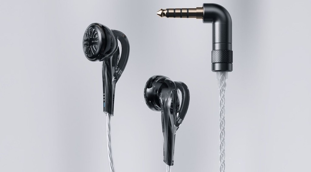 Mẫu tai nghe Earbud cao cấp đầu tiên của Fiio mang tên EM5