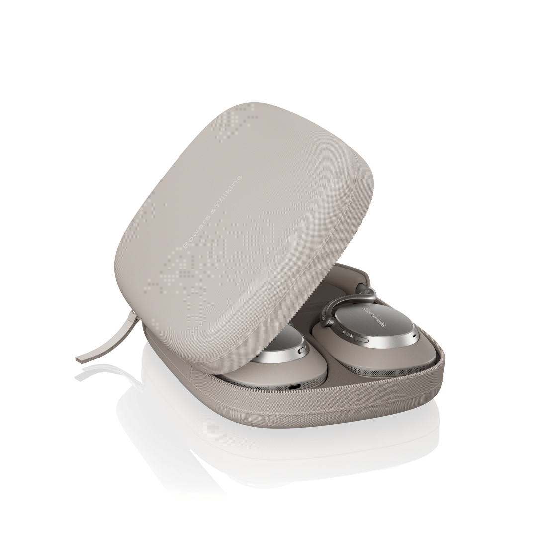 Bowers & Wilkins Px8 S2